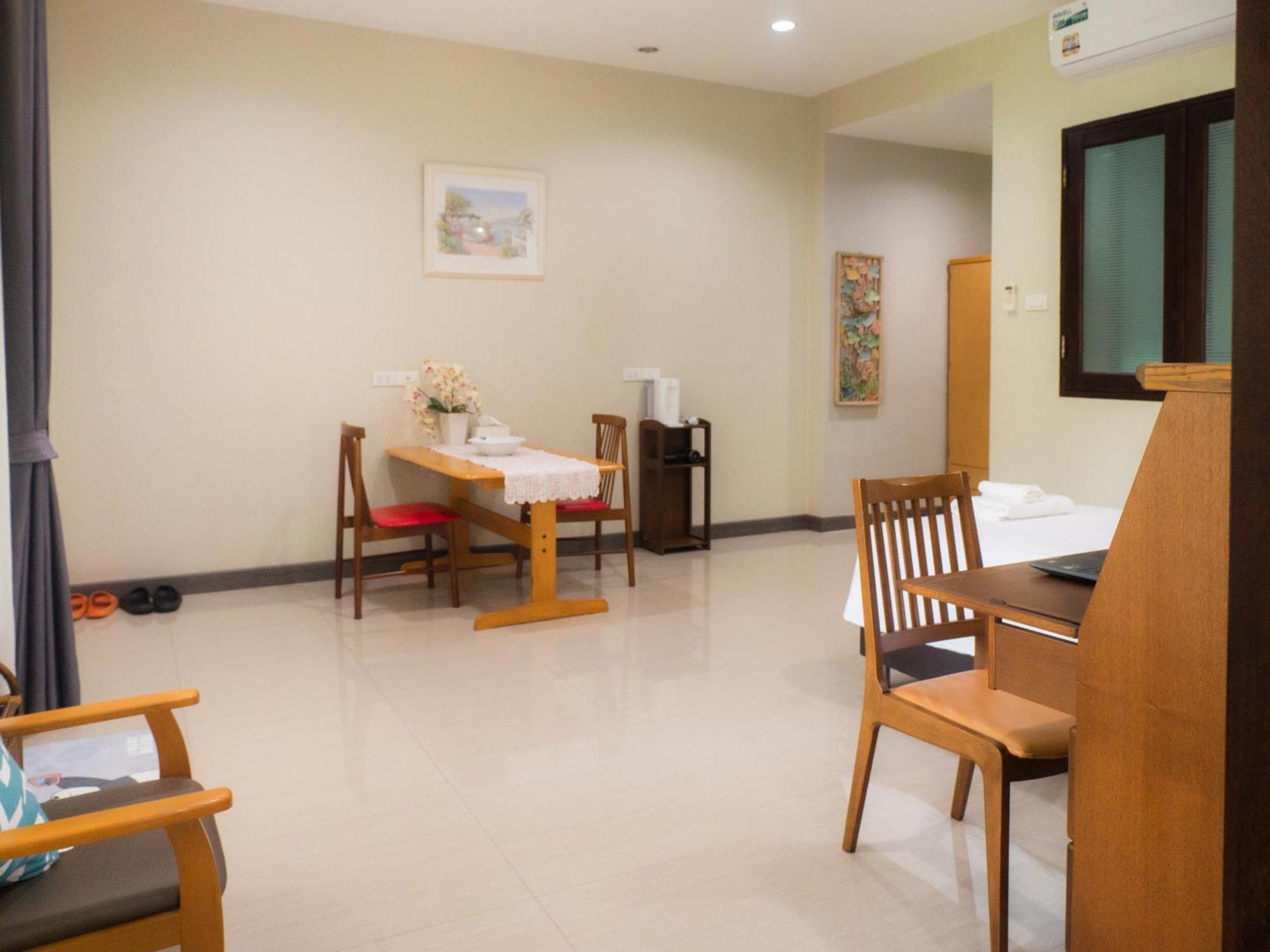 Beaver Club Homestay Chiang Mai Exterior photo