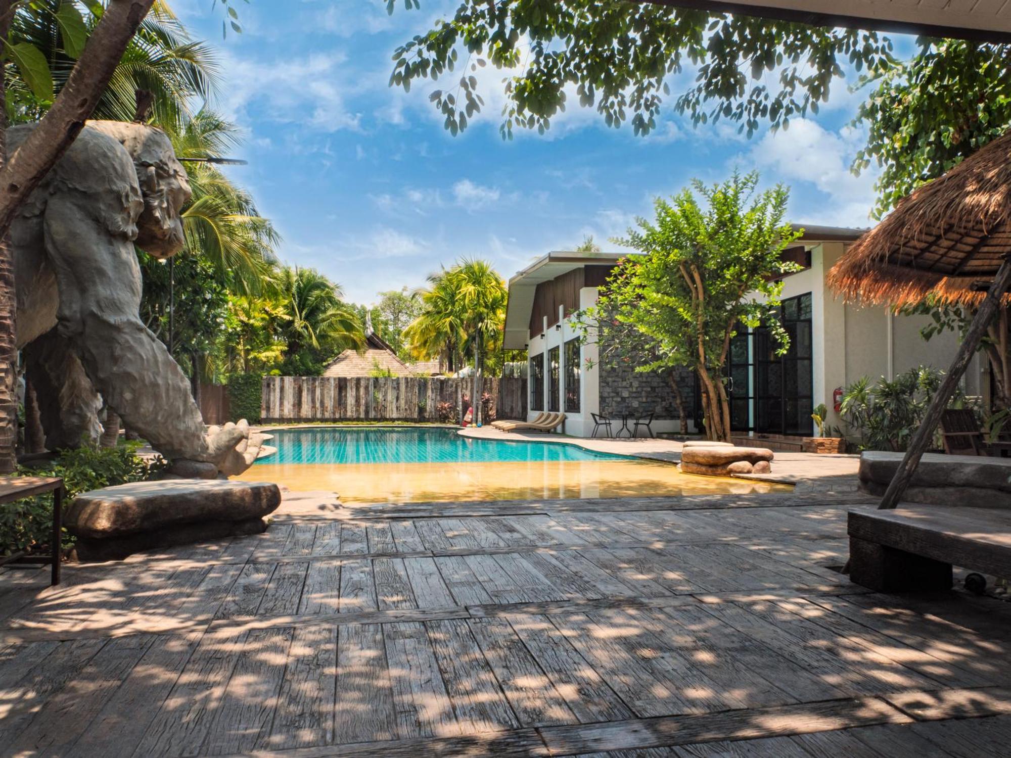 Beaver Club Homestay Chiang Mai Exterior photo